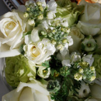 HOW TO – ARRANGE FLOWERS