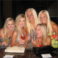 FABULOUS LOCATION – A GIRL’S GUIDE TO VEGAS
