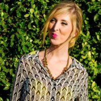 LOOK OF THE WEEK – POPS OF NEON